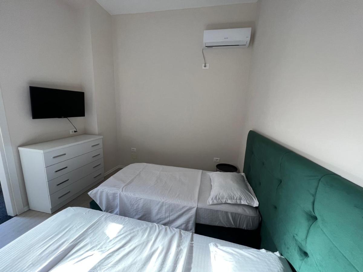 Hq Apartment In Center Tirana Extérieur photo