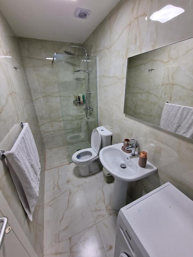 Hq Apartment In Center Tirana Extérieur photo